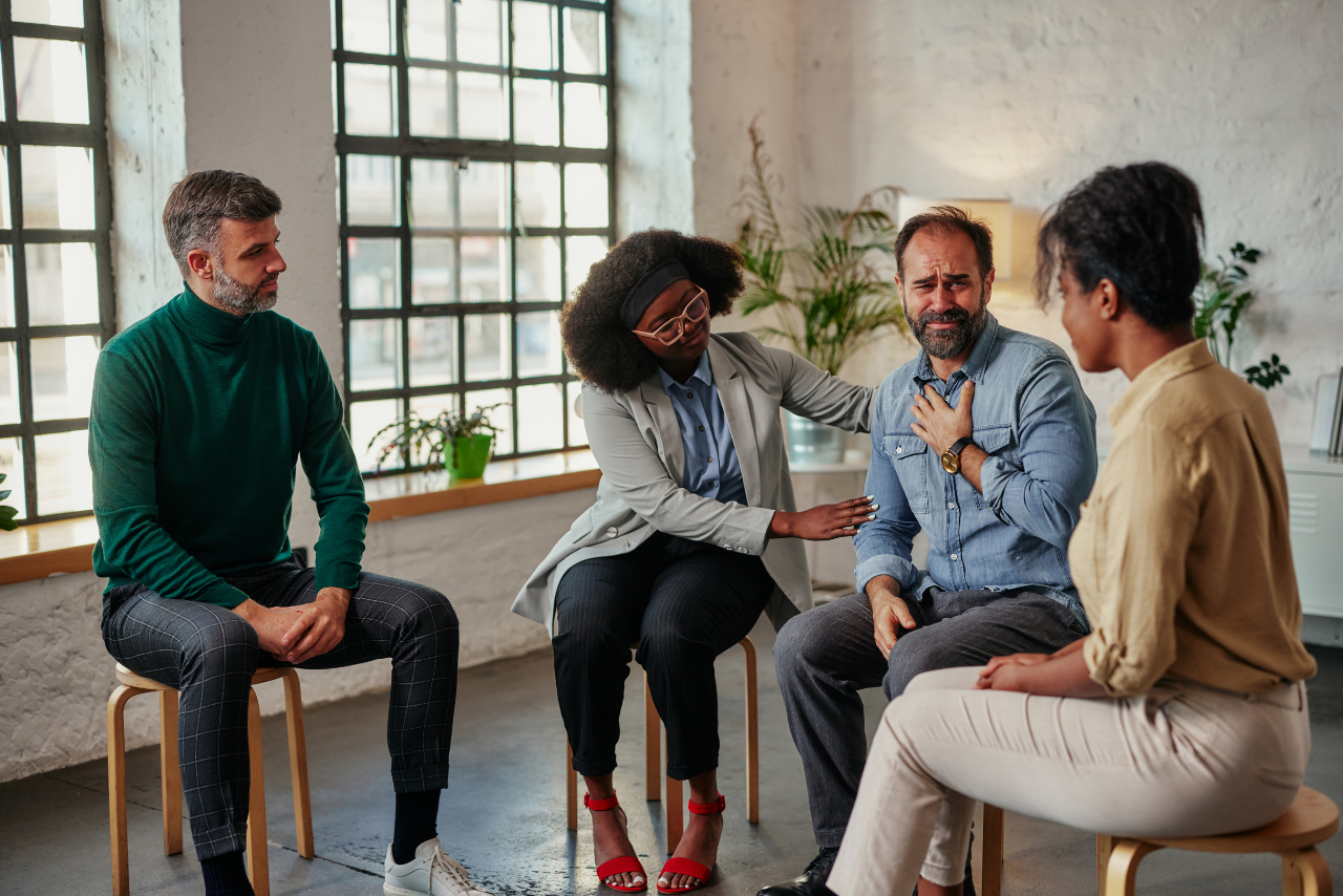 patients sitting in group therapy discussing Is Narcissistic Personality Disorder Treatable?