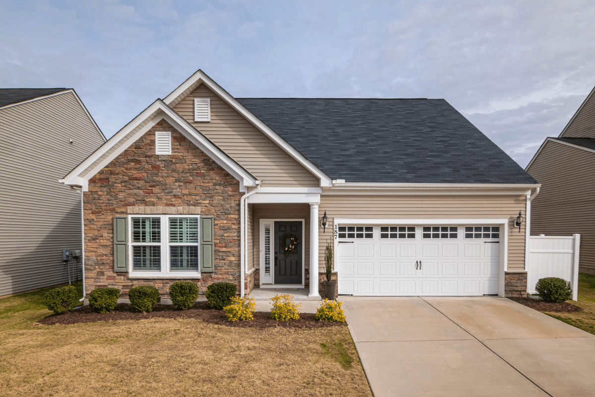 sober living vs. halfway house